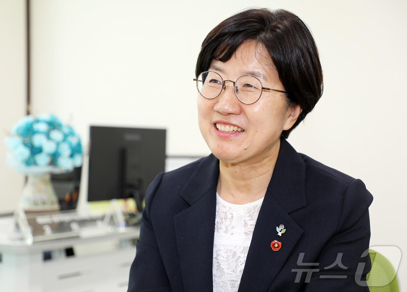 본문 이미지 - 뉴스1 제주본부와 인터뷰하는 고의숙 제주특별자치도교육감 당선인. ⓒ 뉴스1 오미란 기자