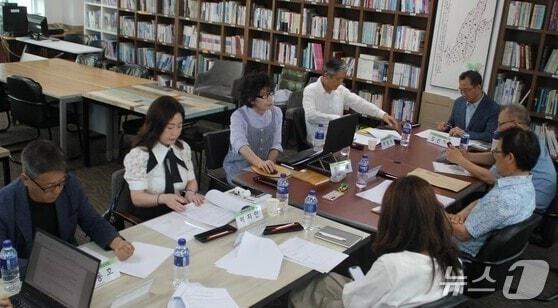본문 이미지 - '한국풍류연구회' 창립 모임 장면(대동문화재단 제공, 재판매 및 DB 금지)/뉴스1 