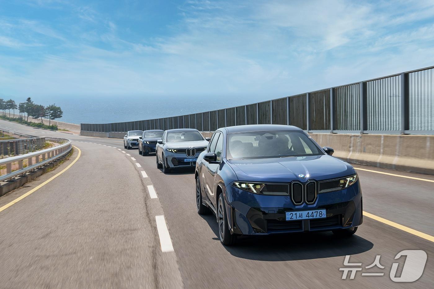 본문 이미지 - BMW코리아, 차세대 프리미엄 순수 전기 SUV 더 뉴 BMW iX3 국내 출시(BMW코리아 제공)