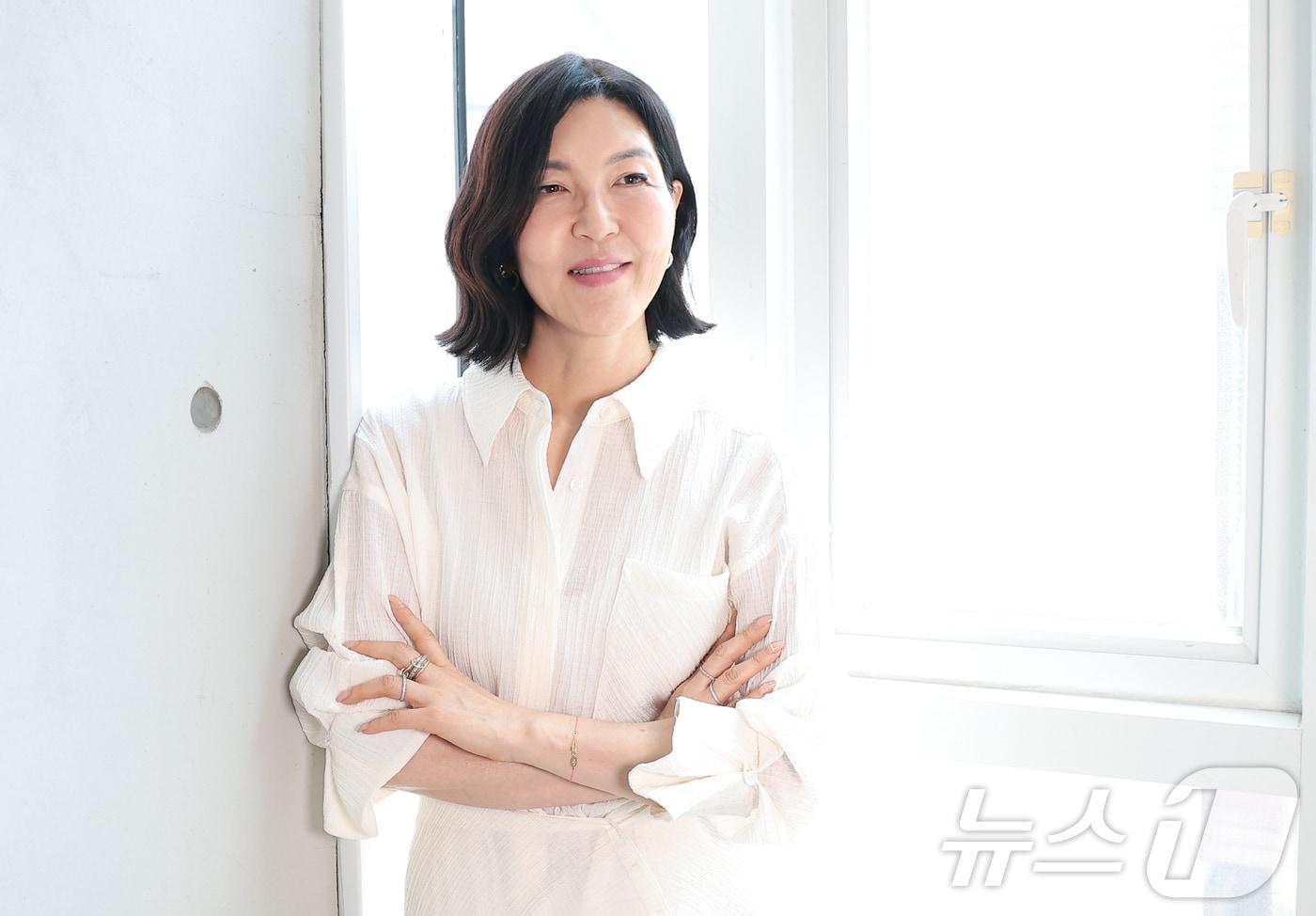 본문 이미지 - 스타일리스트 한혜연이 뉴스1과의 인터뷰에서 포즈를 취하고 있다. ⓒ 뉴스1 권현진 기자