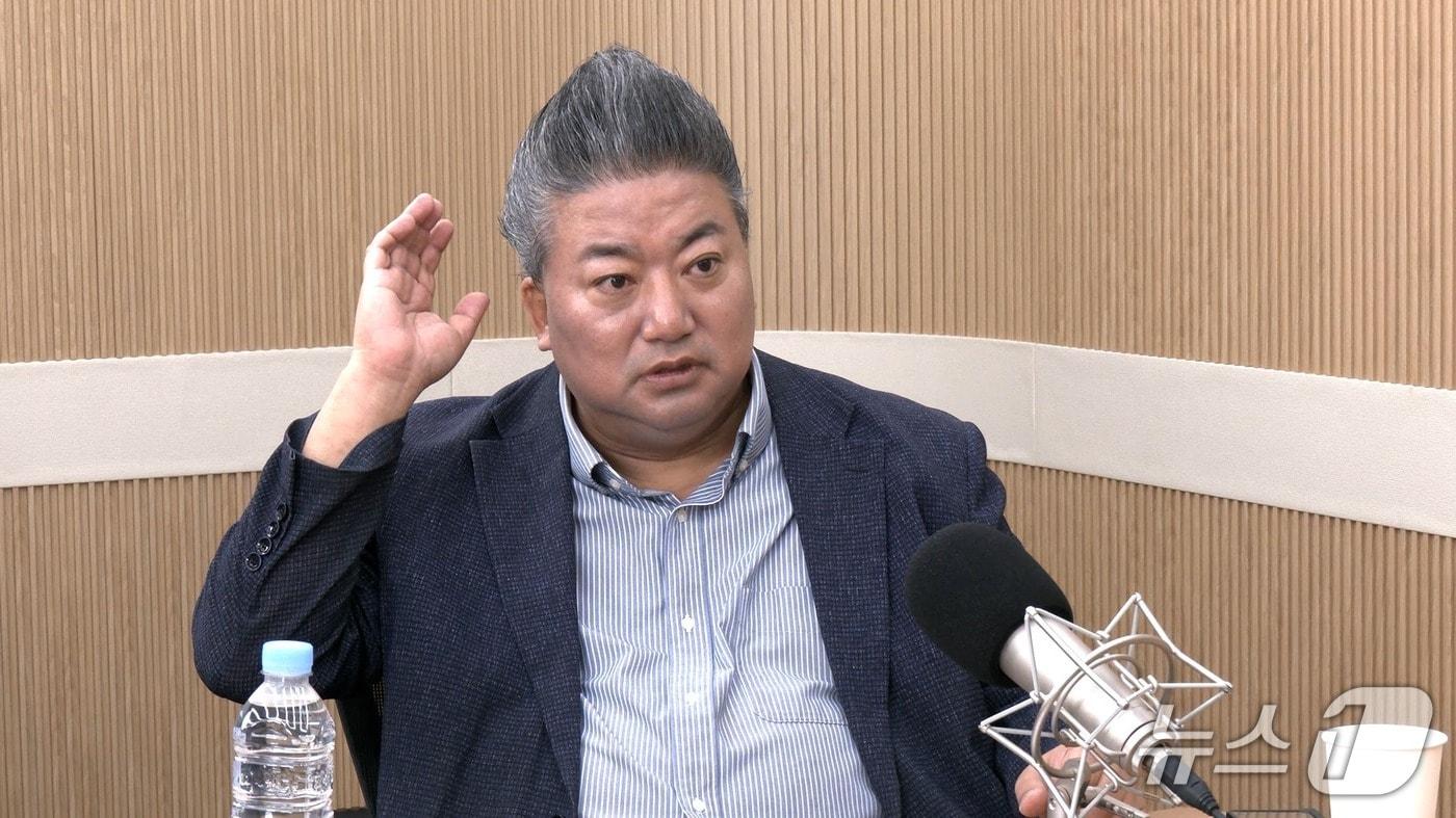 본문 이미지 - 뉴스1TV '팩트앤뷰'에 출연한 배종찬 인사이트K 연구소장. 2026.6.2.