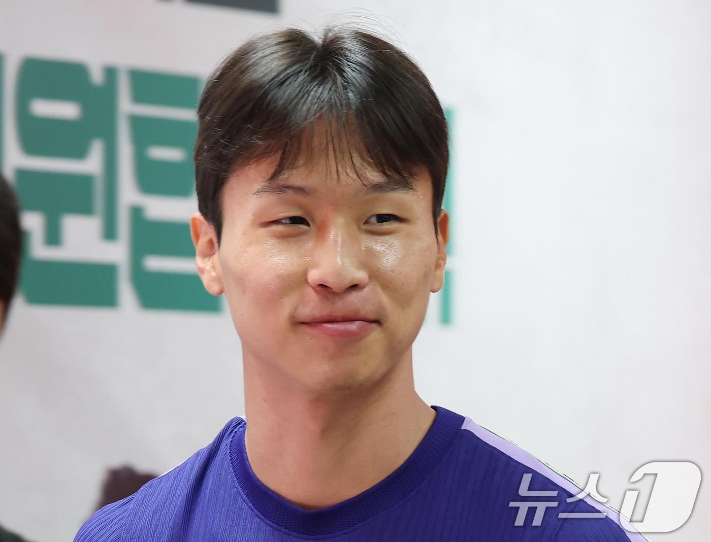 본문 이미지 - 대한민국 축구국가대표팀 엄지성.  ⓒ 뉴스1 박지혜 기자