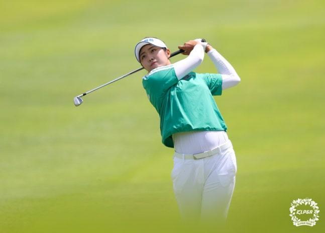 본문 이미지 - 서교림이 KLPGA 인카금융 더 헤븐 마스터즈에서 우승했다.(KLPGA 제공)