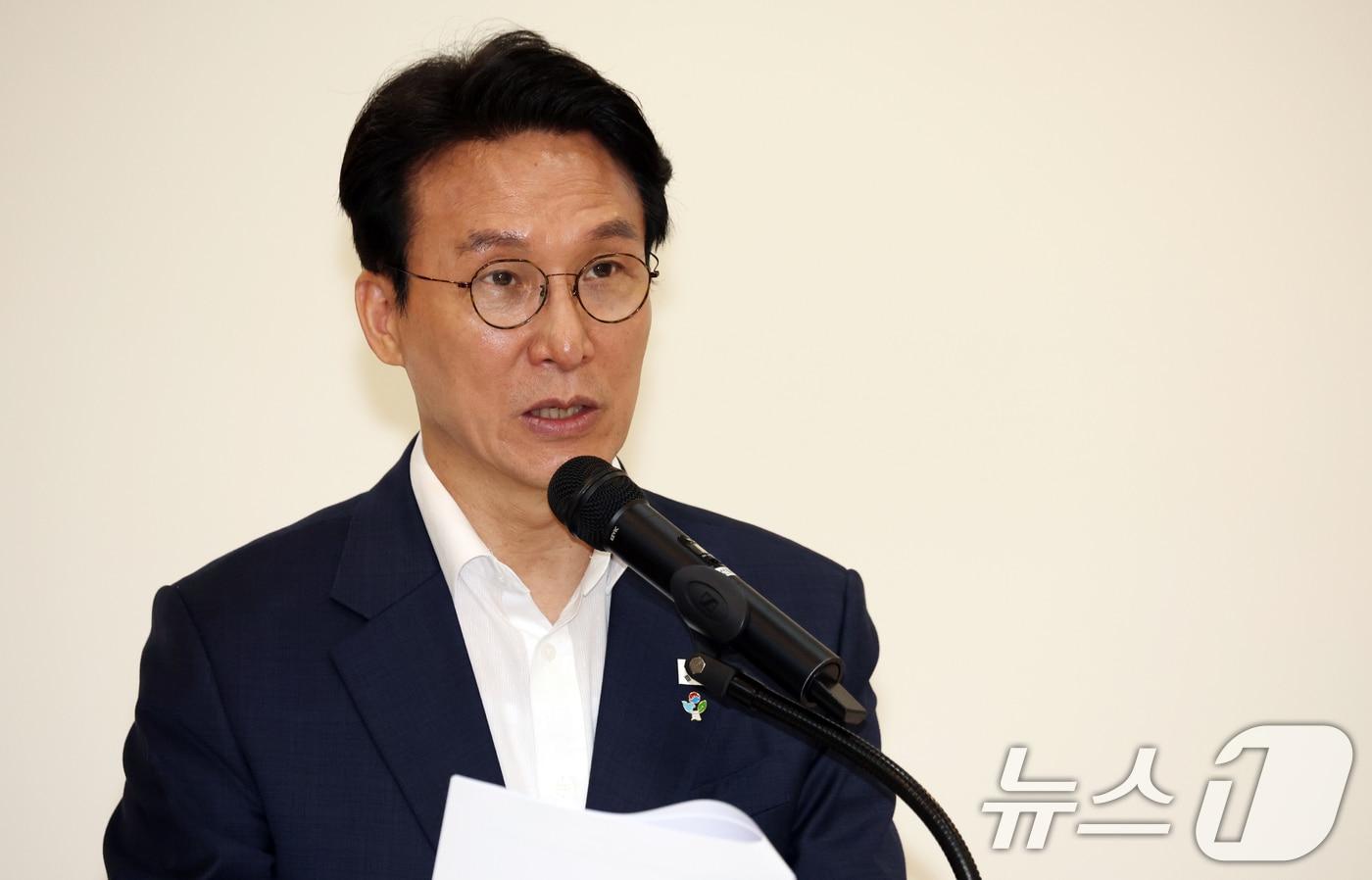 본문 이미지 - 김민석 국무총리가 22일 오전 서울 종로구 정부서울청사 별관에서 열린 출입기자단 간담회에서 모두 발언을 하고 있다. 2026.6.22 ⓒ 뉴스1 김명섭 기자