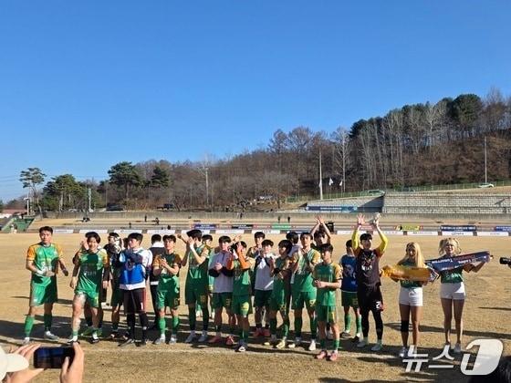 본문 이미지 - 금산인삼 에프씨(FC)  모습 자료사진 (금산군 제공.재판매 및 DB금지)/뉴스1