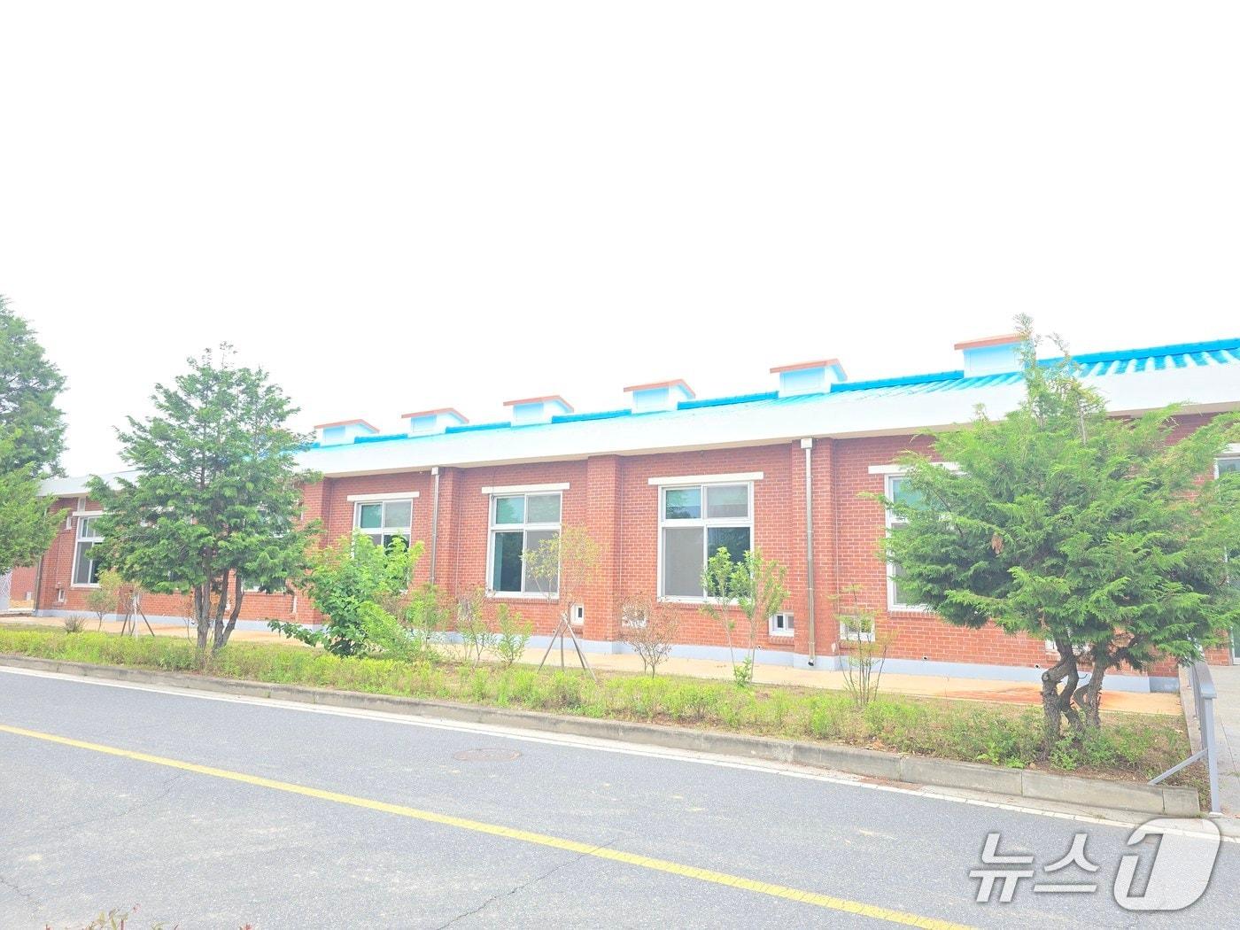 본문 이미지 - 완주군문화원 외관 청사(완주군 제공. 재판매 및 DB금지)2026.6.22/뉴스1