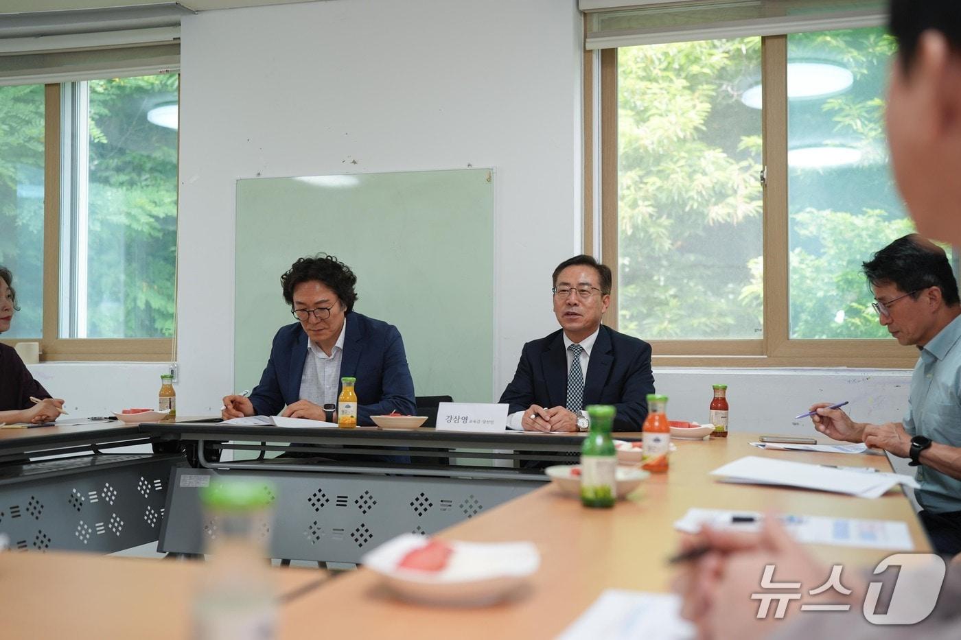 본문 이미지 - 강삼영 강원특별자치도교육감 당선인, 원주가정형Wee센터 숨길학교 방문.(도교육청 제공, 재판매 및 DB금지)