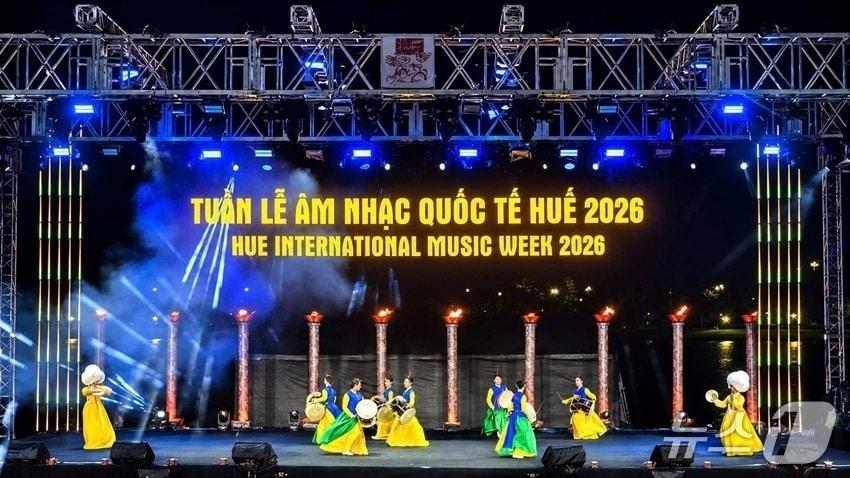 본문 이미지 - 부산 동래구 공연단이 '2026 후에 국제음악 주간'에 참가해 공연을 선보이고 있다.(동래구 제공. 재판매 및 DB금지)