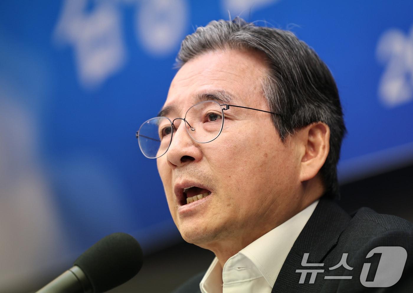 본문 이미지 - 김용범 청와대 정책실장이 24일 서울 중구 한국프레스센터에서 열린 관훈클럽 초청 토론회에서 모두발언을 하고 있다. 2026.6.24 ⓒ 뉴스1 구윤성 기자