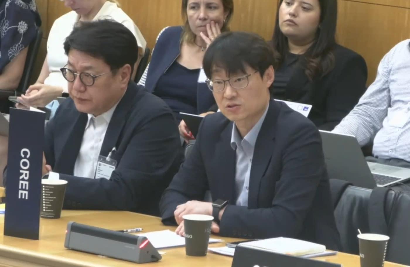 본문 이미지 - 이명호 국가데이터처 차장이 제23차 OECD 통계정책위원회에서 발언하고 있다.(국가데이터처 제공)