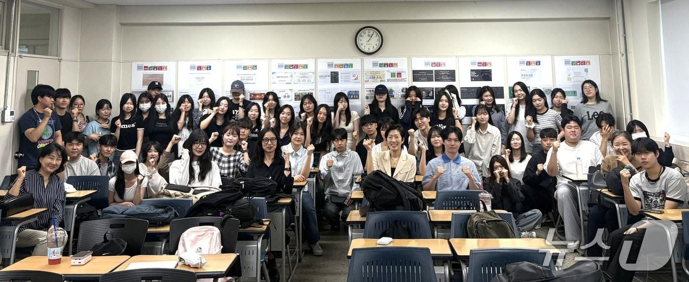 본문 이미지 - 명지대 베니스 비엔날레 한국관 모의 전시.(명지대 제공)