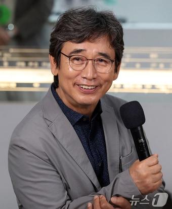 본문 이미지 - 유시민 작가. 2026.6.25 ⓒ 뉴스1 김진환 기자