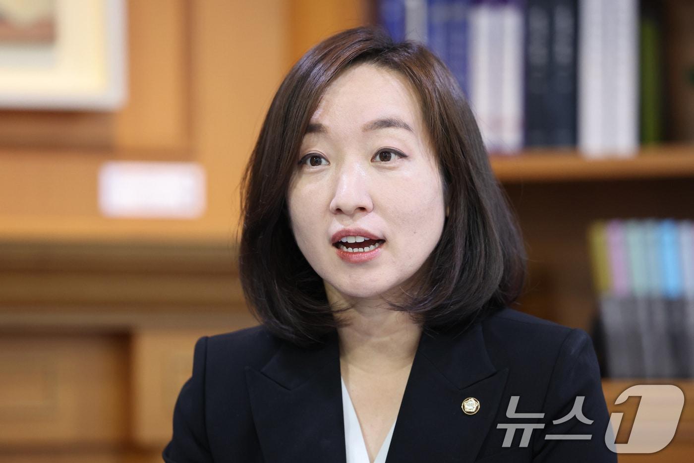 본문 이미지 - 전은수 더불어민주당 원내대변인. 2026.6.25 ⓒ 뉴스1 신웅수 기자