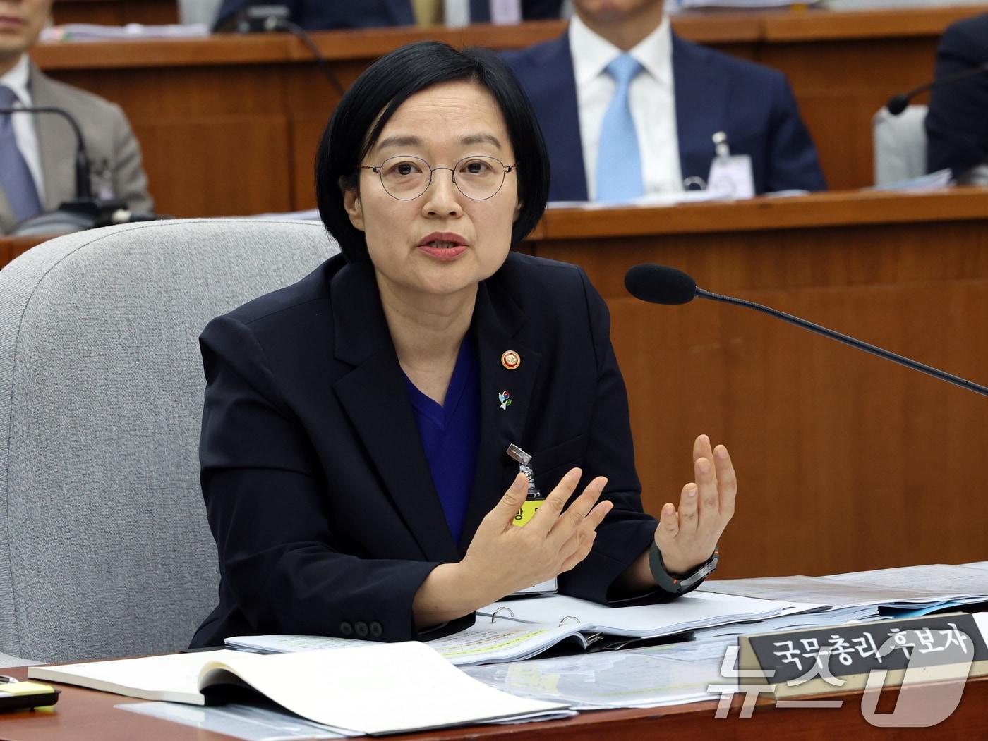 본문 이미지 - 한성숙 국무총리 후보자가 26일 오전 서울 여의도 국회에서 열린 인사청문회에서 의원 질의에 답하고 있다. 2026.6.26 ⓒ 뉴스1 황기선 기자