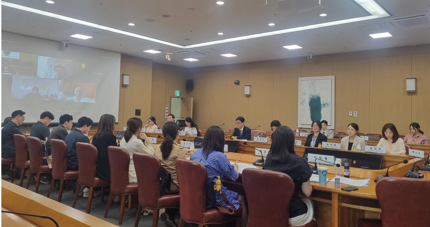 본문 이미지 - 외교부는 26일 정광용 아프리카중동국장 주재로 한국과 시리아 간 경제협력과 우리 기업 진출 지원 방안을 논의하기 위한 유관기관 회의를 개최했다고 밝혔다. (외교부 제공)