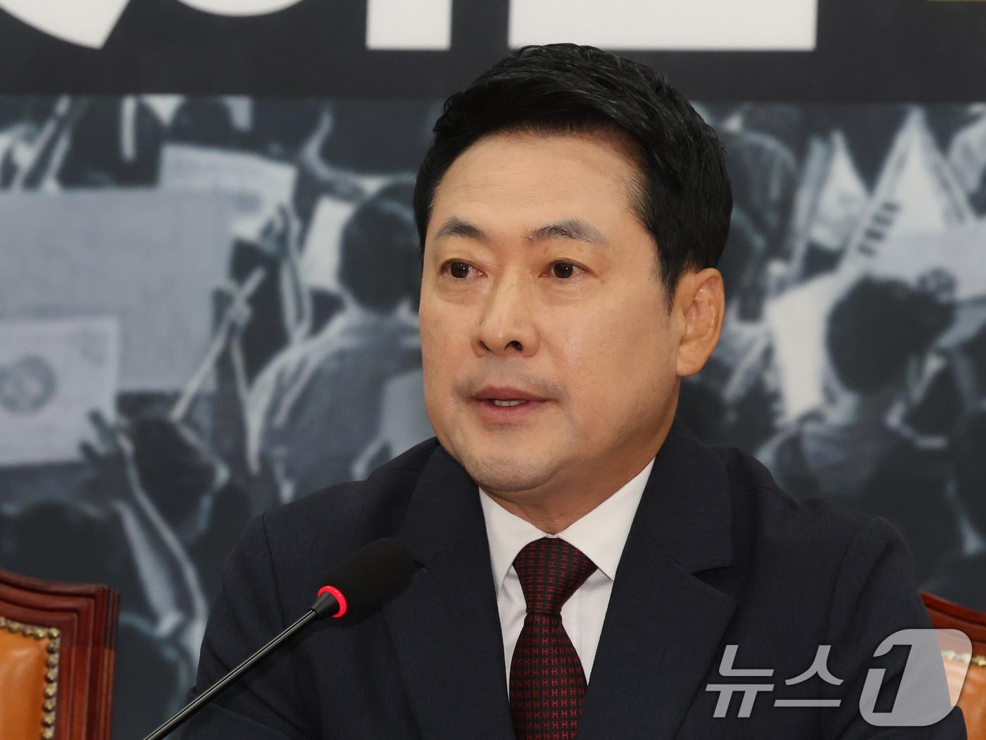 본문 이미지 - 장동혁 국민의힘 대표가 29일 오전 서울 여의도 국회에서 열린 최고위원회의에서 모두발언을 하고 있다. 2026.6.29 ⓒ 뉴스1 황기선 기자