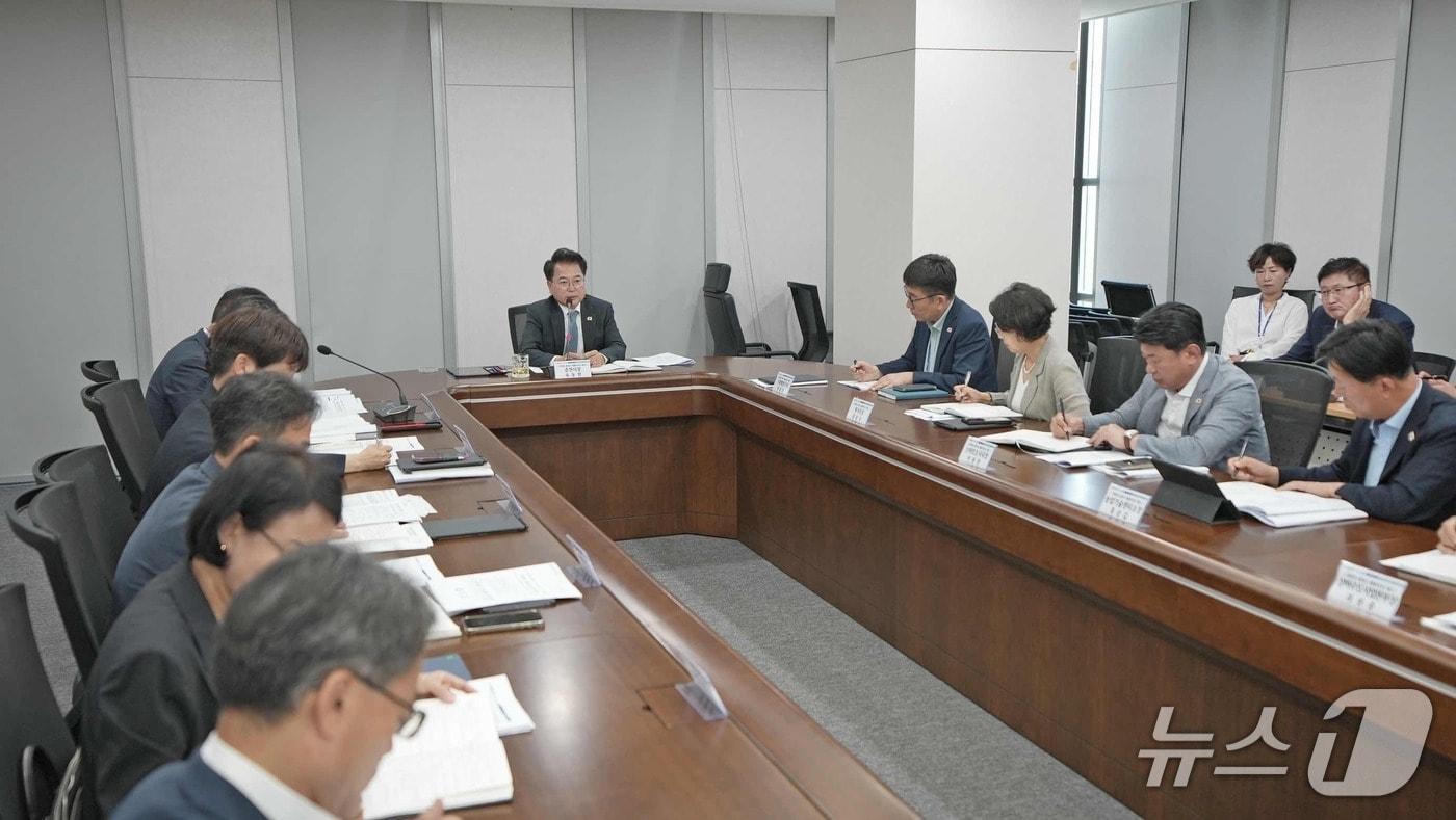 본문 이미지 - 춘천시,  상반기 반부패·청렴 시책 추진 상황 점검 회의.(춘천시 제공, 재판매 및 DB금지)