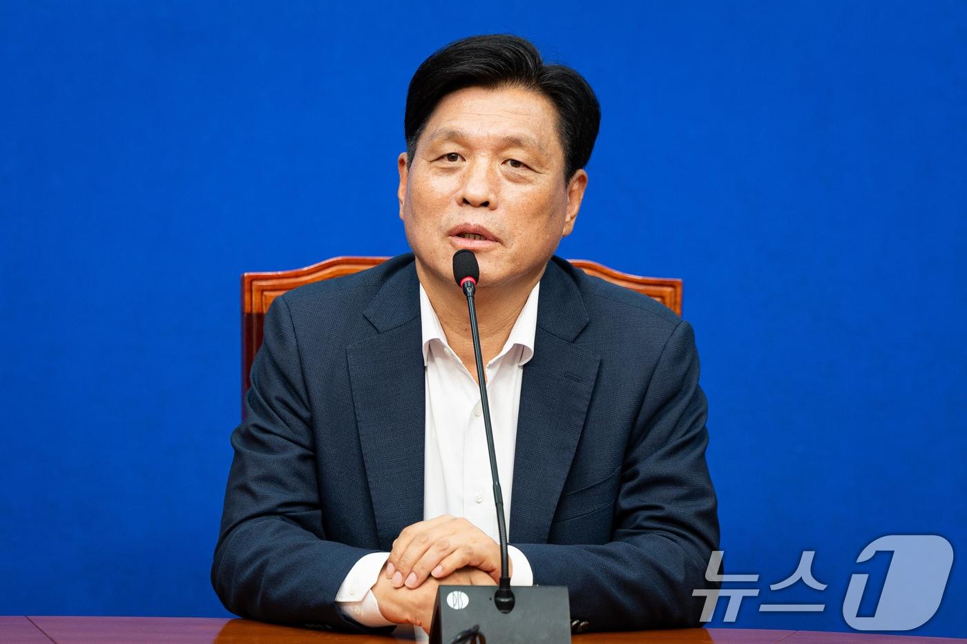 본문 이미지 - 조승래 전 더불어민주당 사무총장이 29일 서울 여의도 국회에서 퇴임인사 겸 기자간담회를 하고 있다. 2026.6.29 ⓒ 뉴스1 유승관 기자