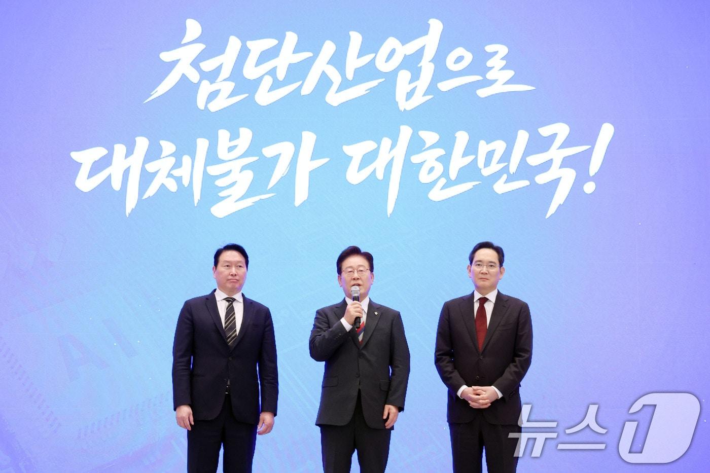 본문 이미지 - 이재명 대통령이 청와대 영빈관에서 열린 대한민국 대도약 3대 메가프로젝트 국민보고회에서 발언하고 있다. 2026.6.29 ⓒ 뉴스1 허경 기자