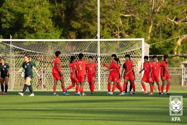 본문 이미지 - 한국 여자축구대표팀이 괌을 5-0으로 꺾었다.(대한축구협회 제공) 