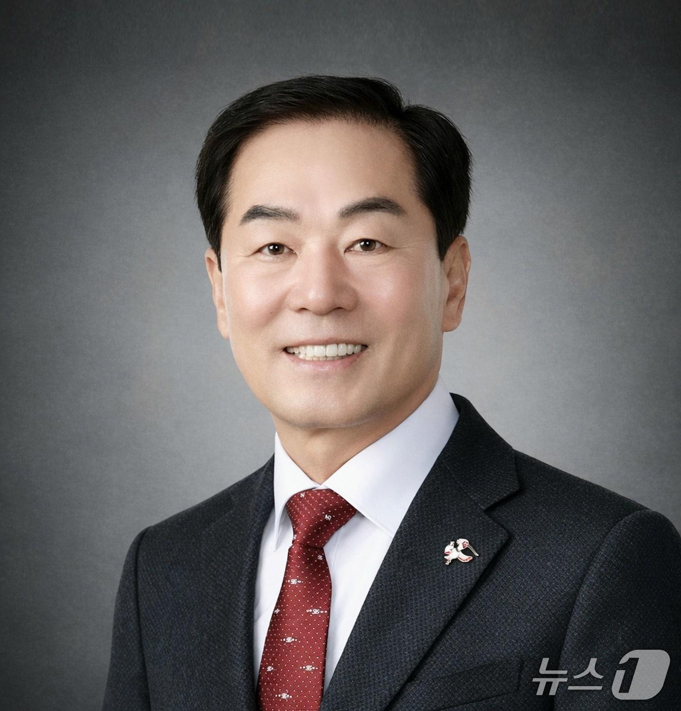 본문 이미지 - 성낙인 국민의힘 창녕군수 후보.(성낙인 선대위 제공. 재판매 및 DB금지)