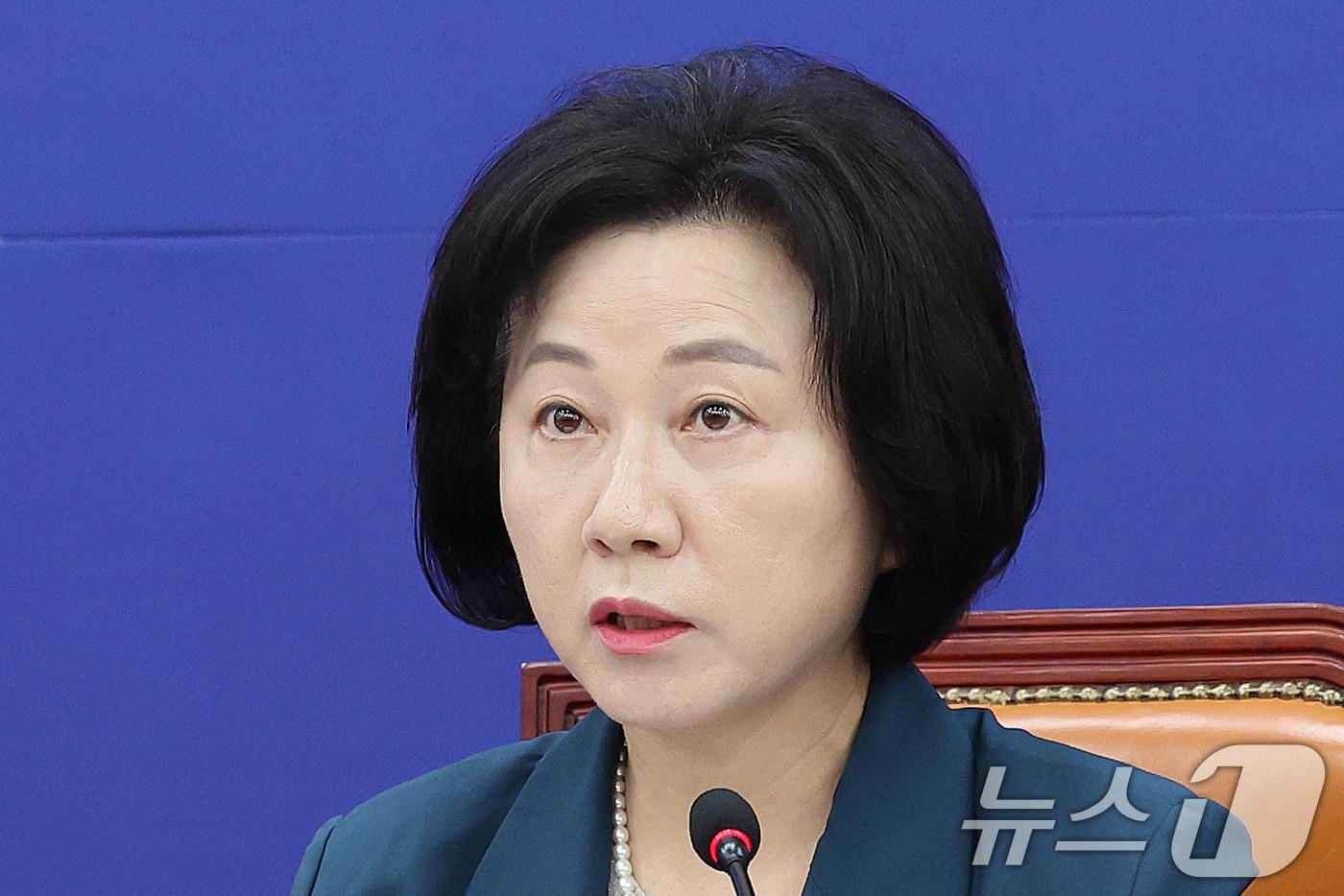 본문 이미지 - 송옥주 더불어민주당 전국당원대회준비위원회 부위원장이 30일 서울 여의도 국회에서 열린 위원회 1차 회의에서 발언하고 있다. 2026.6.30 ⓒ 뉴스1 신웅수 기자
