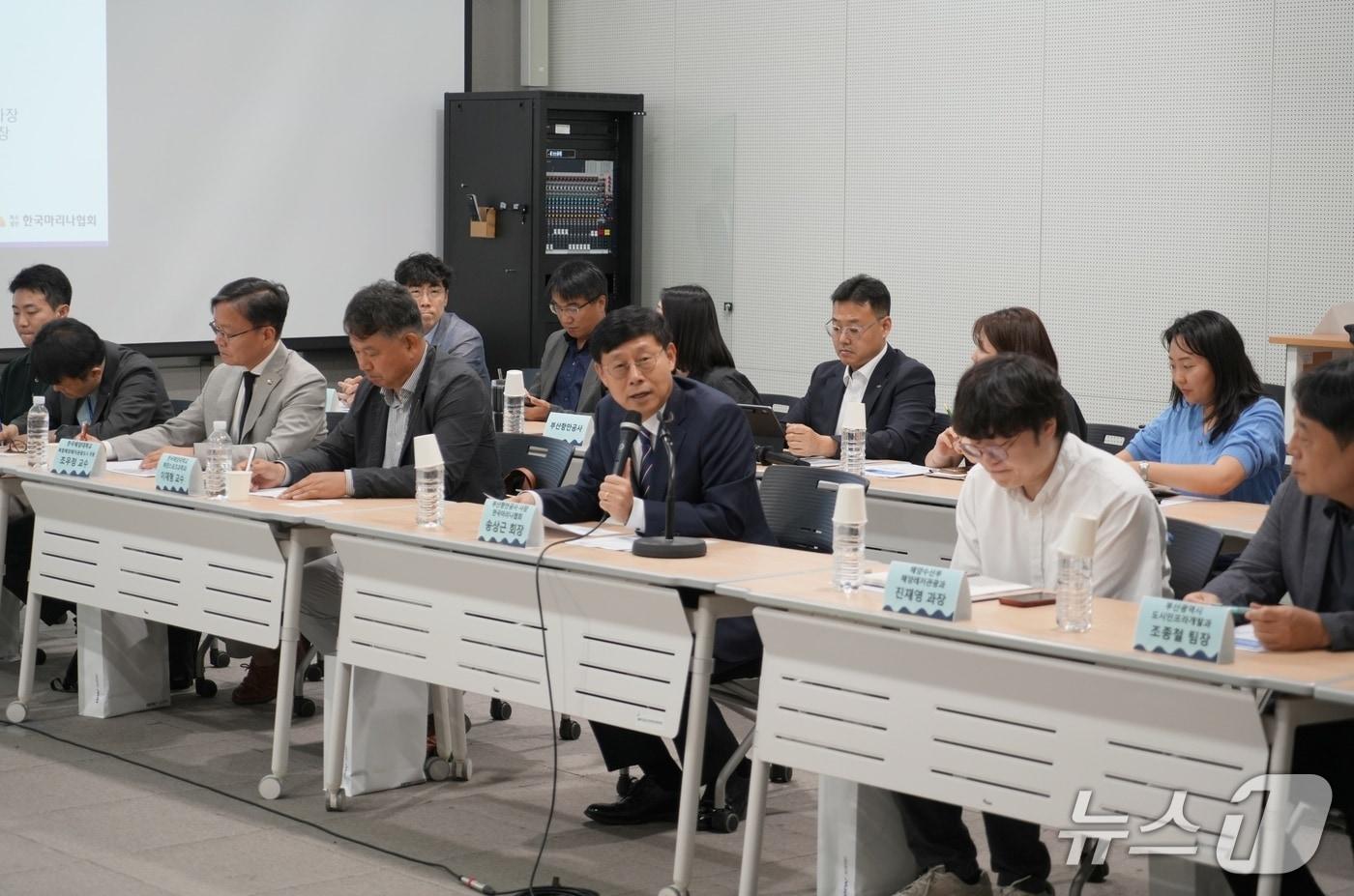 본문 이미지 - 지난 29일 열린 간담회에서 송상근 한국마리나협회 신임회장이 발언하는 모습 (BPA 제공. 재판매 및 DB금지)