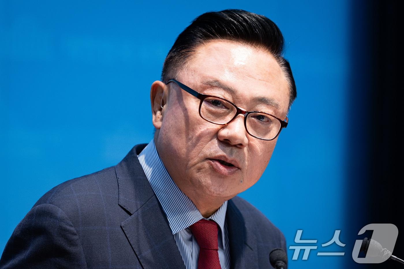 본문 이미지 - 고동진 국민의힘 의원이 30일 서울 여의도 국회 소통관에서 청와대 발표 반도체 투자 건에 대한 입장을 밝히고 있다. 2026.6.30 ⓒ 뉴스1 유승관 기자