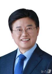 본문 이미지 - 유찬종 더불어민주당 종로구청장 후보. (중앙선거관리위원회 제공)