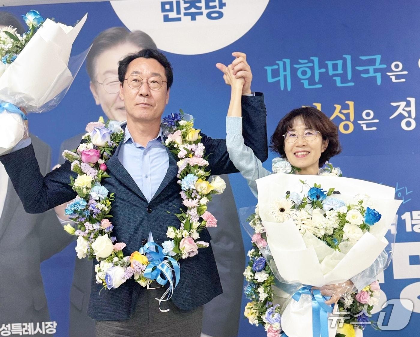 본문 이미지 -  정명근 화성특례시장 당선인과 부인 이선희 여사(정 당선인 선거사무소 제공)