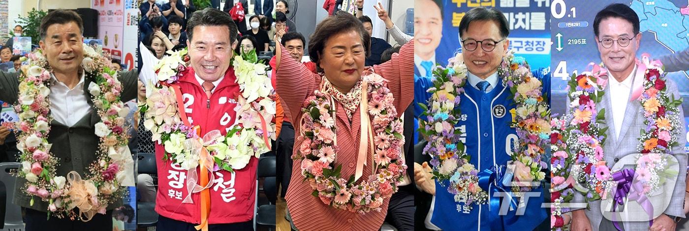 본문 이미지 - 김영길 국민의힘 울산 중구청장 후보(왼쪽부터), 임현철 국민의힘 남구청장 후보, 천기옥 국민의힘 동구청장 후보, 이동권 더불어민주당 북구청장 후보, 이순걸 국민의힘 울주군수 후보가 4일 당선이 확실시 되자 각각 캠프에서 꽃목걸이를 걸고 환호하고 있다. 2026.6.4 ⓒ 뉴스1 조민주 기자