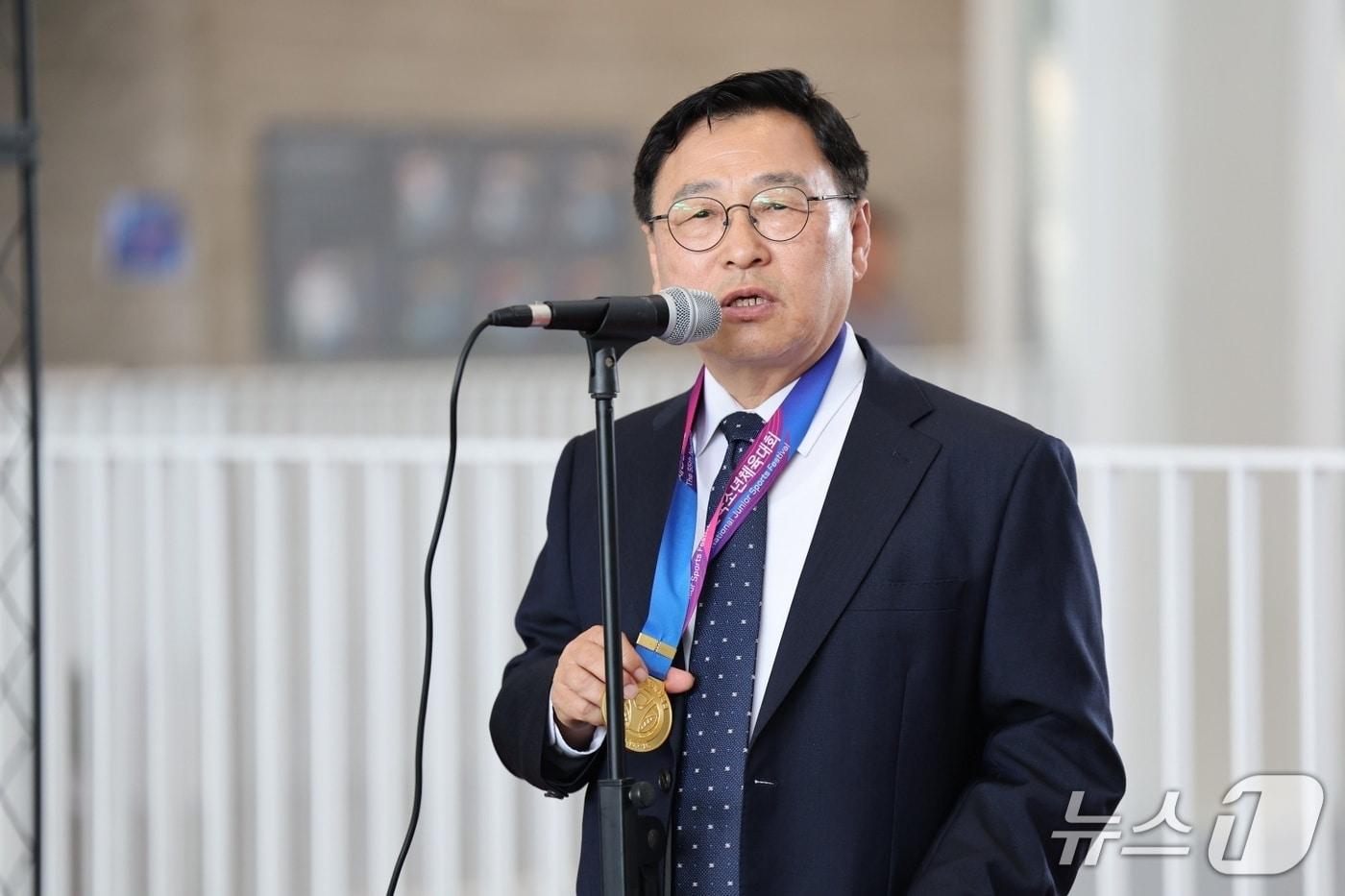 본문 이미지 - 정근식 서울시교육감이 4일 재선을 확정 지은 후 서울시교육청 첫 출근길에서 기자회견을 진행하고 있다.(서울시교육청 제공.재판매 및 DB금지) 