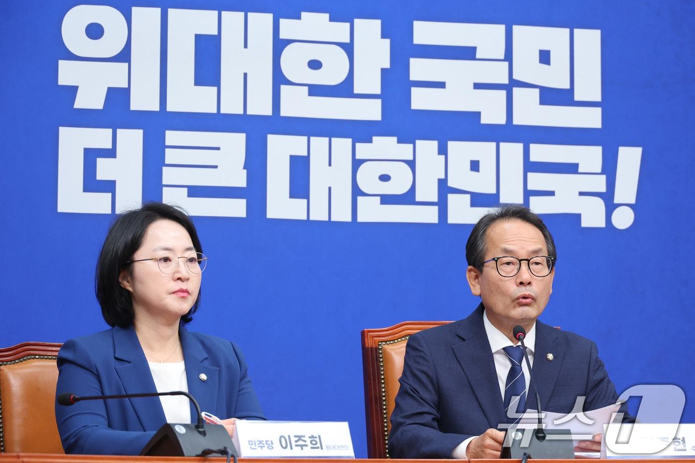 본문 이미지 - 강준현 더불어민주당 수석대변인이 7일 서울 여의도 국회에서 기자간담회를 하고 있다. 2026.6.7 ⓒ 뉴스1 신웅수 기자