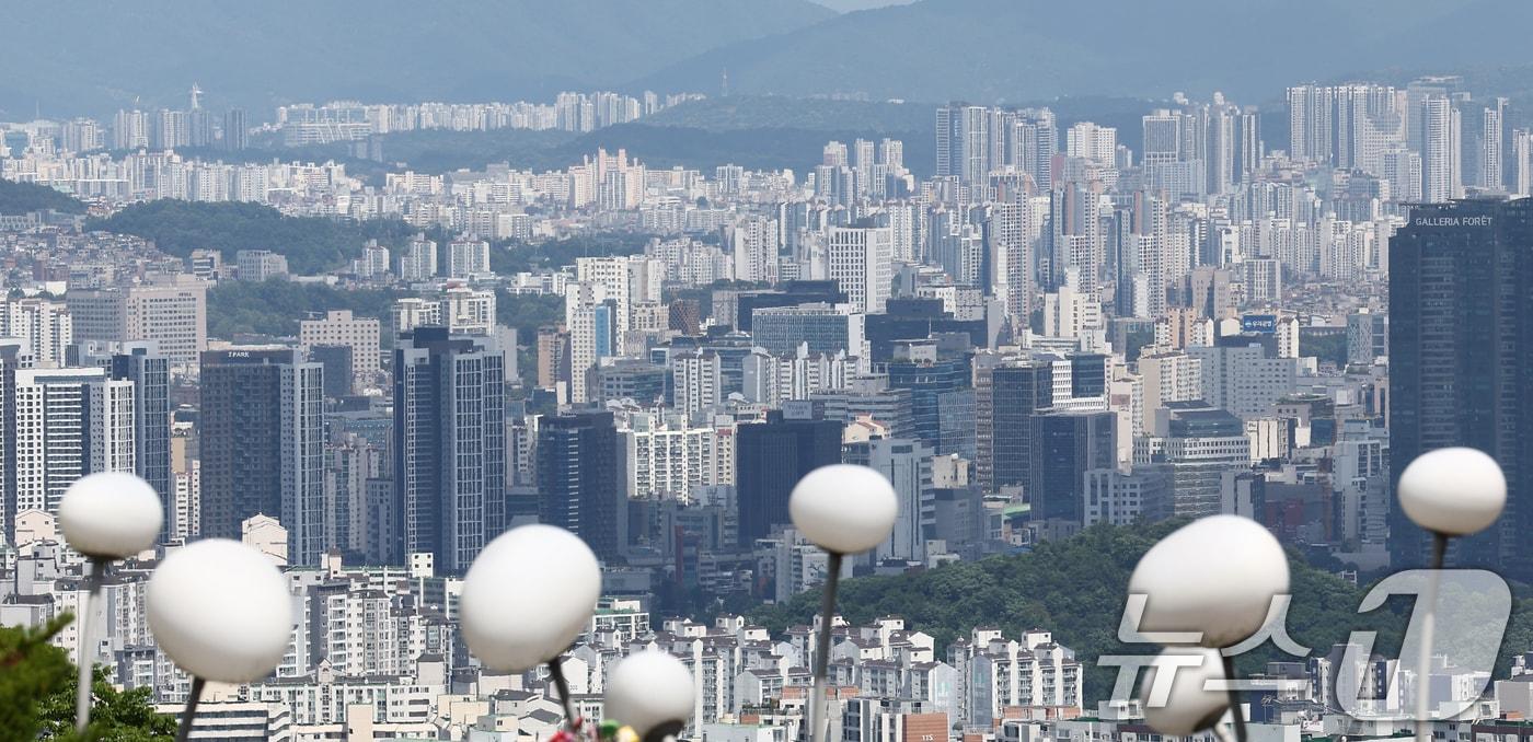 본문 이미지 - 서울 시내 아파트 모습. 2026.6.8 ⓒ 뉴스1 김민지 기자