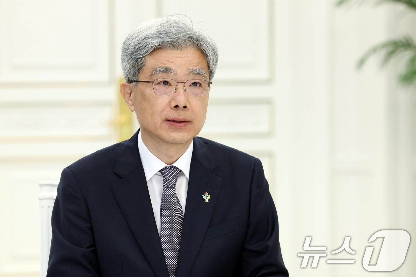 본문 이미지 - 김상환 헌법재판소장이 8일 청와대에서 열린 4부 요인 회동에서 발언하고 있다. 2026.6.8 ⓒ 뉴스1 이재명 기자