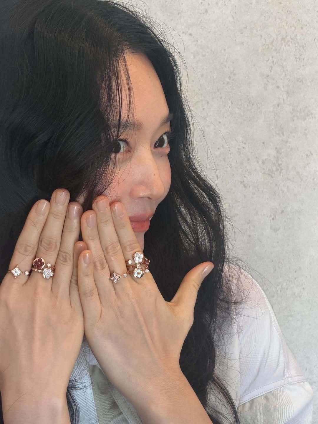 본문 이미지 - 신민아 인스타그램