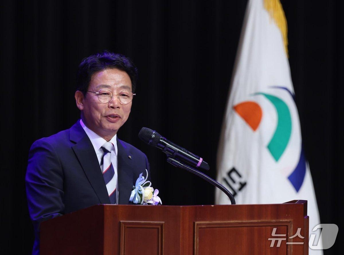 본문 이미지 - 김찬술대덕구청장이 취임사를 하고 있다.(대덕구 제공. 재판매 및 DB금지)/뉴스1