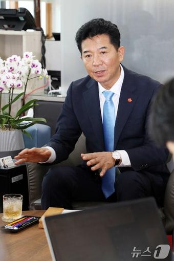 본문 이미지 - 송영훈 제주도의회 의장. 2026.7.1 ⓒ 뉴스1 오미란 기자