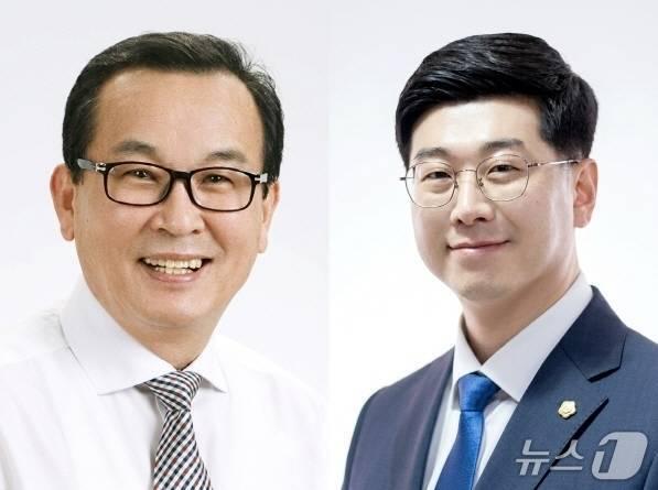 본문 이미지 - 왼쪽부터 최주만 전주시의회 의장, 김동헌 부의장/뉴스1