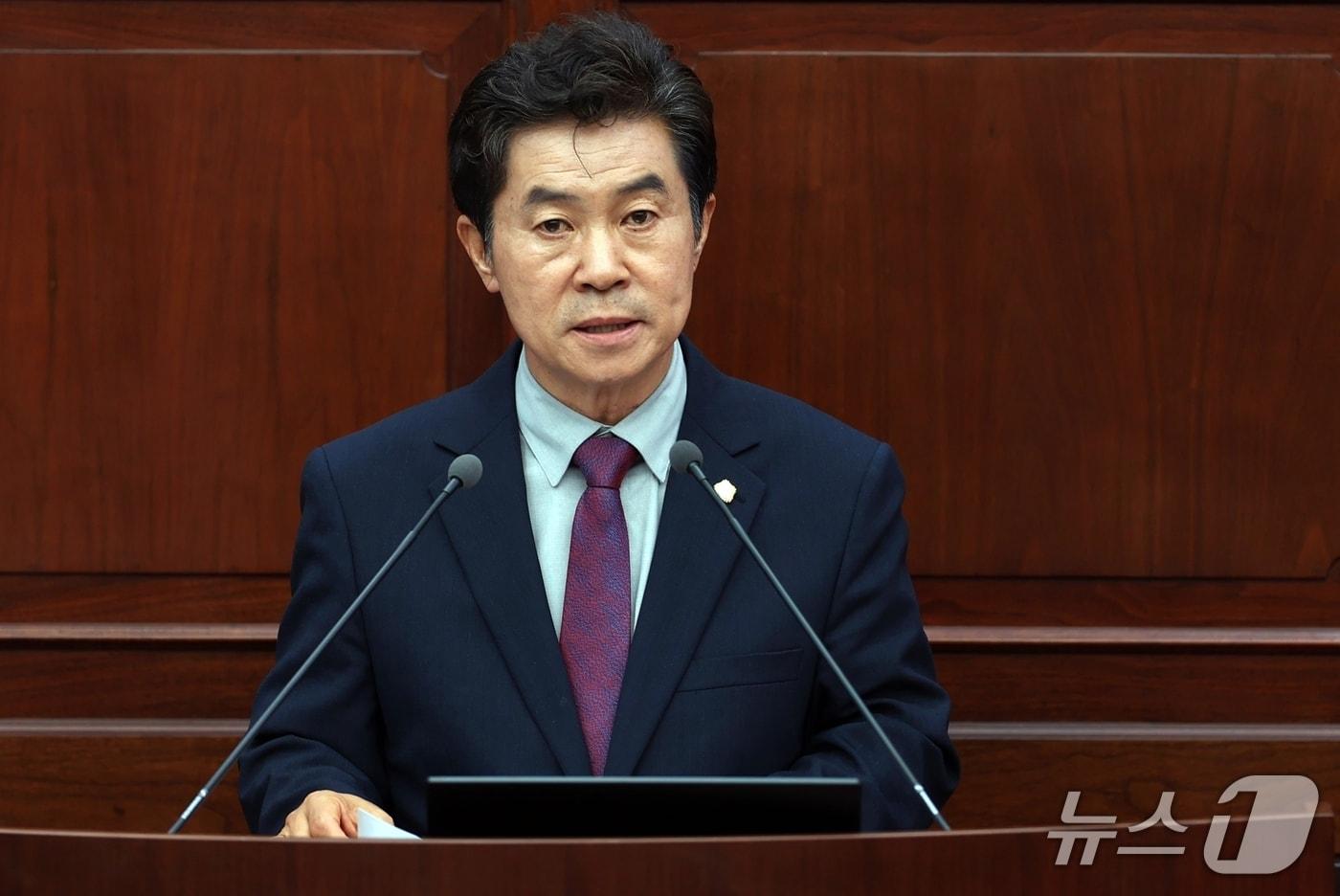 본문 이미지 - 강승수 구미시의장이 1일 열린 임시회 본회의에서 정견 발표를 하고 있다. (구미시의회 제공. 재판매 및 DB금지) 2026.7.1/뉴스1