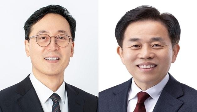 본문 이미지 - 충북대학교 23대 총장임용후보자로 선출된 구영완 교수(왼쪽)와 임달호 교수.(자료사진)/뉴스1