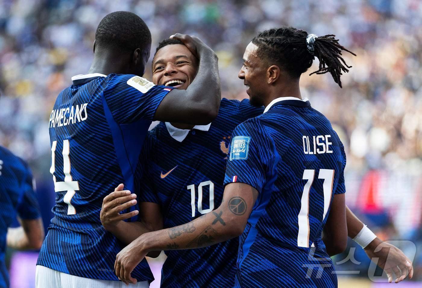 본문 이미지 - 프랑스는 2026 FIFA 북중미 월드컵에서 우승 후보 1순위로 꼽힌다. ⓒ AFP=뉴스1