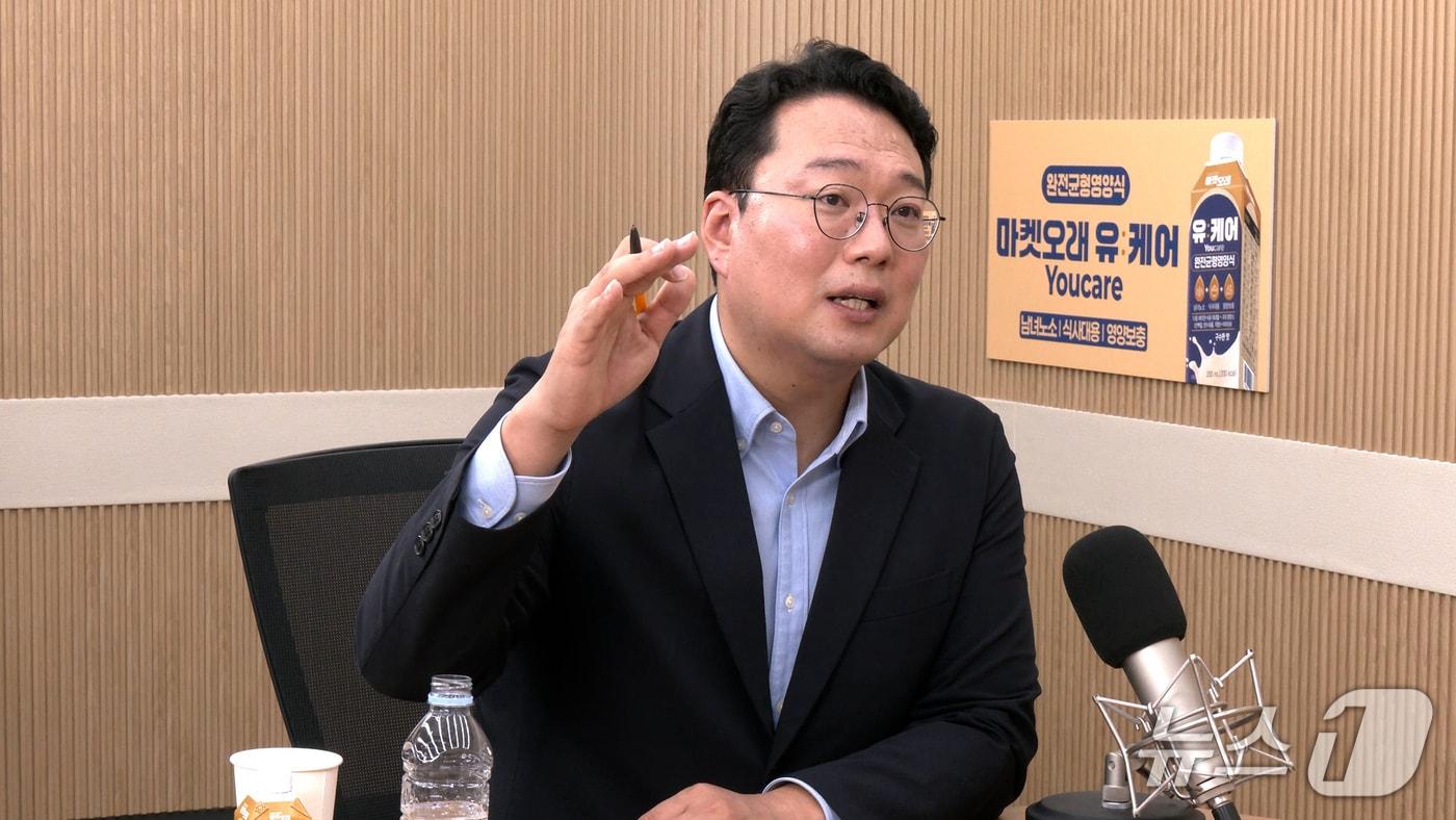 본문 이미지 - 뉴스1TV '팩트앤뷰'에 출연한 천하람 개혁신당 원내대표. 2026.7.14./뉴스1