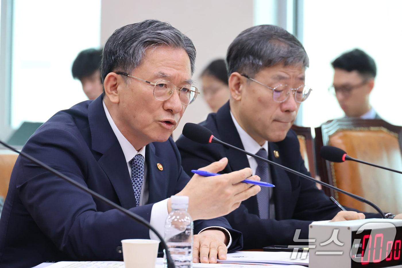 본문 이미지 - 정성호 법무부 장관. 2026.7.15 ⓒ 뉴스1 신웅수 기자