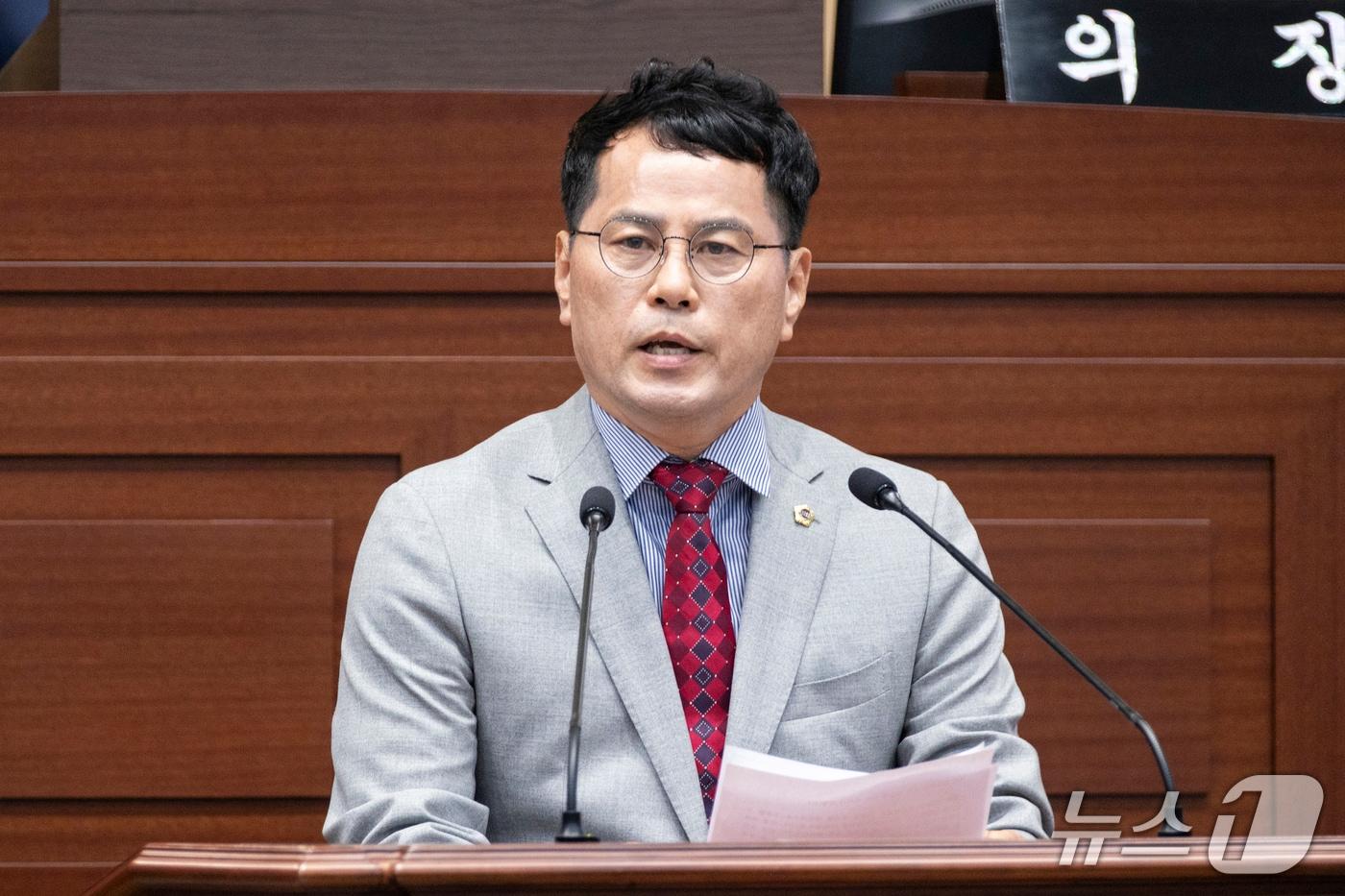 본문 이미지 - 윤종호 경북도의원이 16일 임시회 본회의에서 5분 발언을 하고 있다. (윤종호 도의원 제공. 재판매 및 DB금지)/뉴스1