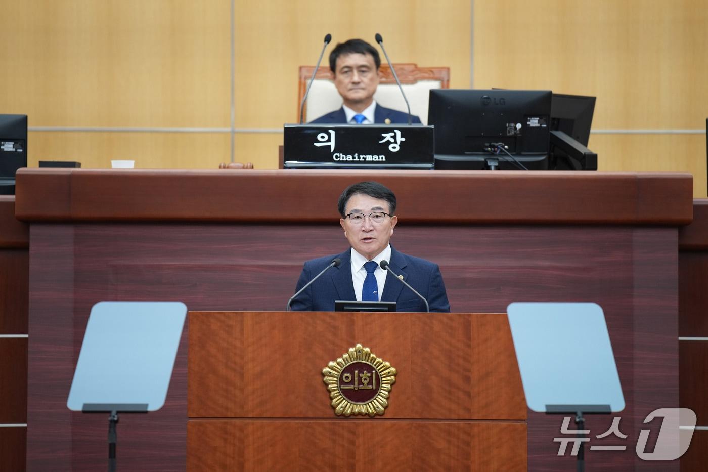 본문 이미지 - 16일 강태창 전북도의원이 임시회에서 5분 발언을 하고 있다.(의회제공, 재판매 및 DB금지)2026.7.16/뉴스1
