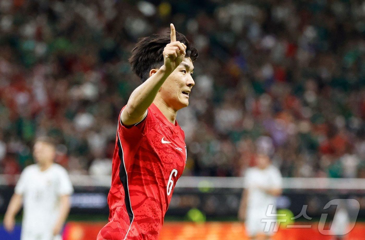 본문 이미지 - 포르투갈 FC 포르투 이적을 앞둔 황인범(30). ⓒ AFP=뉴스1