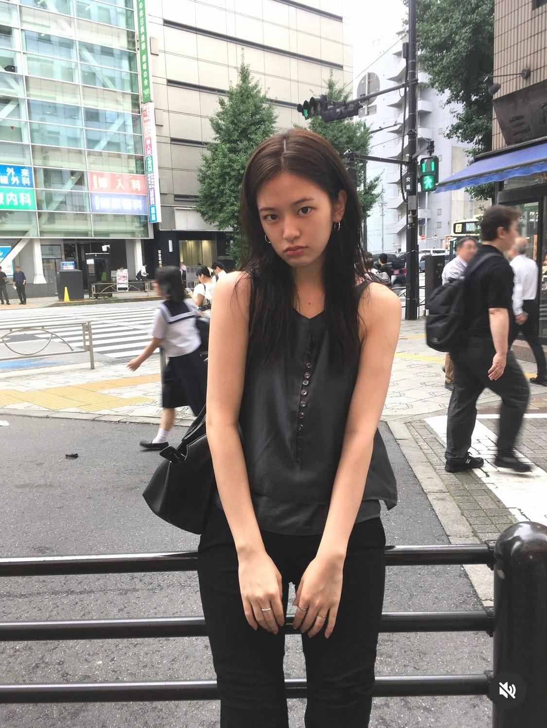 본문 이미지 - 안유진 인스타그램