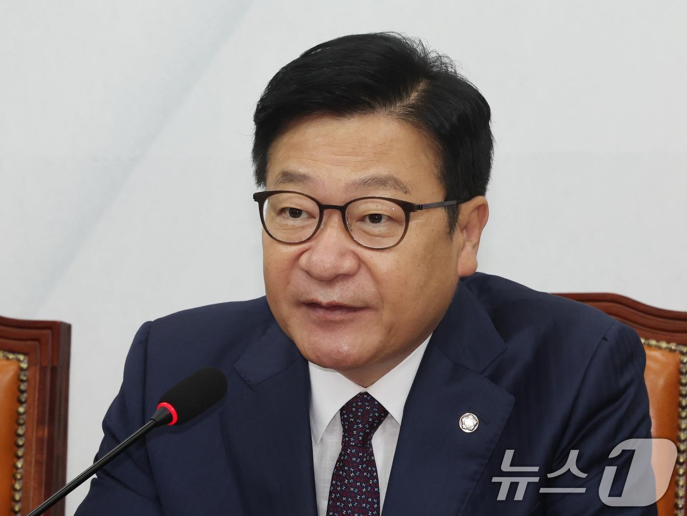 본문 이미지 - 정점식 국민의힘 원내대표가 2일 오전 서울 여의도 국회에서 열린 최고위원회의에서 모두발언을 하고있다. 2026.7.2 ⓒ 뉴스1 황기선 기자