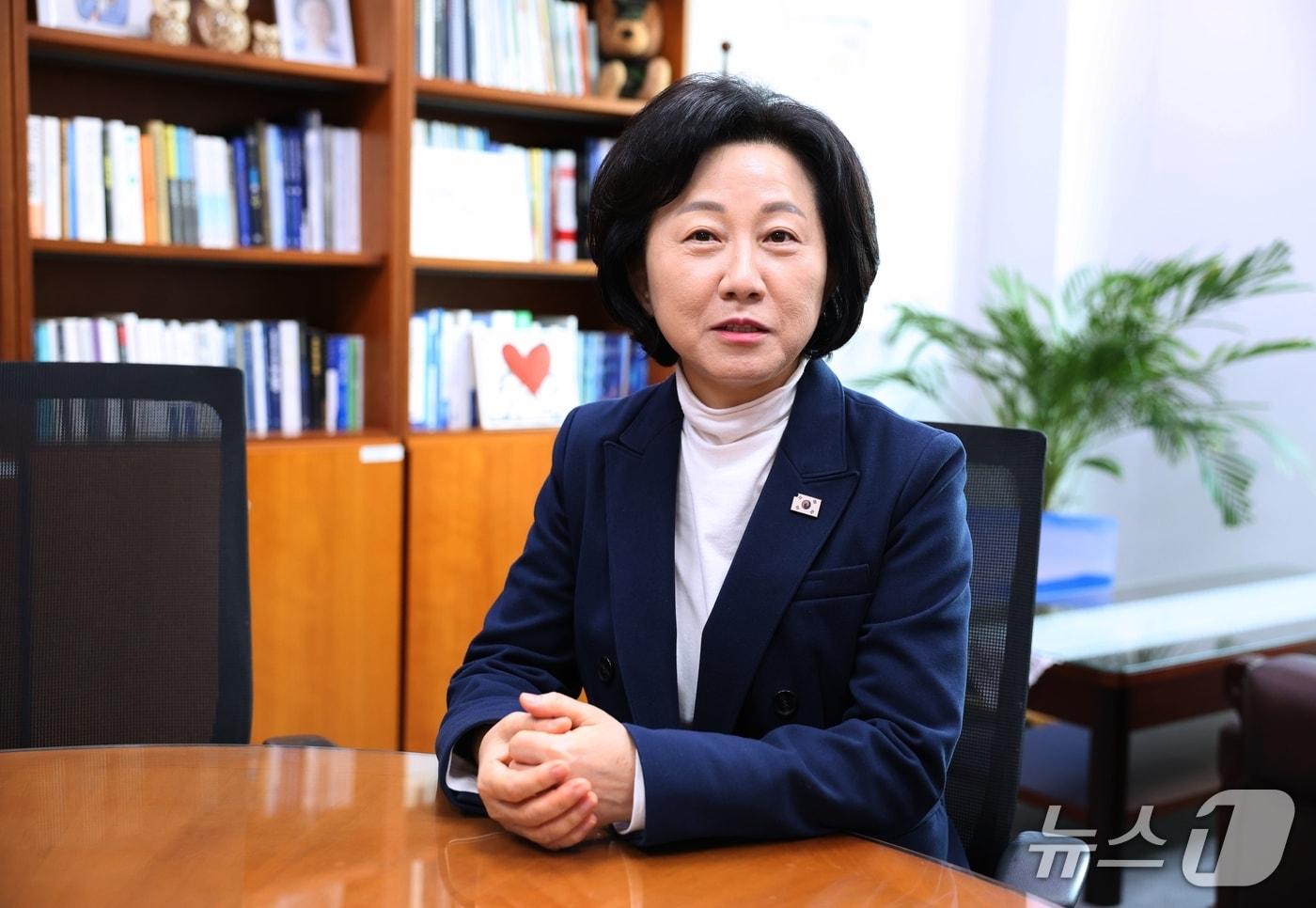 본문 이미지 - 송옥주 국회의원.